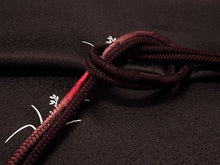 画像をギャラリービューアに読み込む, 帯揚げ 帯締め セット 正絹 カジュアル向き 丸組 こげ茶 鳥 草花 霰地紋 帯あげ 濃渋紫 帯〆 コーディネートのワンポイントに