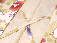 画像をギャラリービューアに読み込む, 羽織 仕立て上がり ベージュ地 矢羽根 椿 はおり 長羽織 洗える レディース ロング丈 ひざ下 長め 春 秋 冬 カーディガン 女性