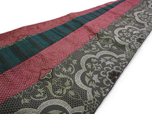 画像をギャラリービューアに読み込む, 半幅帯 単品 赤×グレー オリエンタル柄 ブルーグリーン 縞 長尺だから帯結びアレンジを楽しめる 日本製 細帯