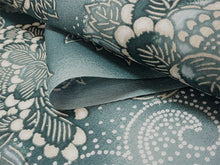 画像をギャラリービューアに読み込む, 浴衣 反物 知多木綿 お仕立て付き グリーン地 牡丹 唐草 手染め 日本製 自分サイズにお誂え
