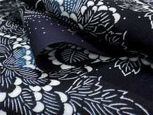 画像をギャラリービューアに読み込む, 浴衣 反物 知多木綿 お仕立て付き ネイビー地 牡丹 唐草 手染め 日本製 自分サイズにお誂え