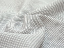 画像をギャラリービューアに読み込む, 洗える 着物 江戸小紋 単衣 Mサイズ ライトグレー 角通し 自宅で洗濯できる 東レシルック