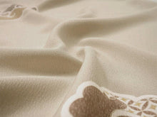 画像をギャラリービューアに読み込む, 洗える着物反物 フルオーダー仕立て付 小紋 薄ベージュ 瑞雲 単衣・袷に 人気の東レシルック モダンでお洒落なkifkifシリーズ
