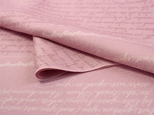 画像をギャラリービューアに読み込む, 洗える着物反物 フルオーダー仕立て付 小紋 ピンク 英字 手紙 単衣・袷に 人気の東レシルック 着物をもっと気軽に楽しむfukuシリーズ