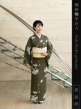 画像をギャラリービューアに読み込む, 洗える着物 小紋反物 ブラウン 蔦 袷、単衣、羽織やコートにも 5サイズから選べるセミオーダー仕立て付 相田翔子好み レディース テイジン素材