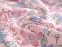 画像をギャラリービューアに読み込む, 洗える帯揚げ モダンで可愛い紅型 ピンク地 更紗 琉球更紗 沖縄発ブランド・ブランジュジュのお洒落な帯あげ 東レシルジェリーの洗えるポリエステル素材 和装小物 春・秋・冬のカジュアルシーンに