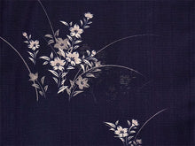 画像をギャラリービューアに読み込む, 洗える夏着物 絽 お仕立て上がり 単品 ダークネイビー 桔梗 Lサイズ 小紋 カジュアル お手入れ簡単!ポリエステルの夏きもの レディース