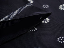 画像をギャラリービューアに読み込む, 洗える夏着物 絽 お仕立て上がり 単品 ブラック 花 波 Lサイズ 小紋 カジュアル お手入れ簡単!ポリエステルの夏きもの レディース