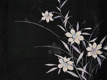 画像をギャラリービューアに読み込む, 洗える夏着物 絽 お仕立て上がり 単品 ブラック ゆり Mサイズ 小紋 カジュアル お手入れ簡単!ポリエステルの夏きもの レディース