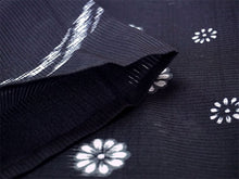 画像をギャラリービューアに読み込む, 洗える夏きもの 絽 コーディネート4点セット Mサイズ ネイビー 小花 桔梗 小紋 グレー 幾何学 名古屋帯 開き仕立て 薄紫 青灰 正絹 帯揚げ 帯締め 夏を楽しむ!すぐ着られるコーデ済みきものセット