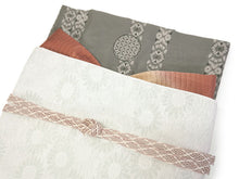 画像をギャラリービューアに読み込む, 洗える夏きもの 紗 コーディネート4点セット Lサイズ グレー 更紗 縞 小紋 薄緑 ミントグリーン 花 名古屋帯 開き仕立て 赤茶 ピンクベージュ 正絹 帯揚げ 帯締め 夏を楽しむ!すぐ着られるコーデ済みきものセット