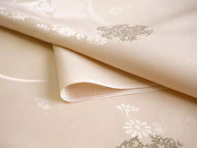 画像をギャラリービューアに読み込む, 長襦袢 洗える 反物 東レ シルック 綸子 ベージュ 雪輪 四季花地紋 フルオーダー 仕立て付き 女性 レディース 襦袢 長襦袢 和装 和服 きもの インナー おしゃれ TORAY sillook