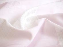 画像をギャラリービューアに読み込む, 長襦袢 洗える 反物 東レ シルック 綸子 薄ピンク ぼかし 格子 四季花地紋 フルオーダー 仕立て付き 女性 レディース 襦袢 長襦袢 和装 和服 きもの インナー おしゃれ TORAY sillook