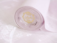 画像をギャラリービューアに読み込む, 長襦袢 洗える 反物 東レ シルック 綸子 薄ピンク ぼかし 格子 四季花地紋 フルオーダー 仕立て付き 女性 レディース 襦袢 長襦袢 和装 和服 きもの インナー おしゃれ TORAY sillook