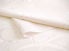 画像をギャラリービューアに読み込む, 長襦袢 洗える 反物 東レ シルック 綸子 薄ベージュ 麻の葉 四季花地紋 フルオーダー 仕立て付き 女性 レディース 襦袢 長襦袢 和装 和服 きもの インナー おしゃれ TORAY sillook