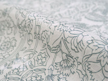 画像をギャラリービューアに読み込む, 長襦袢 洗える 反物 東レ シルック 綸子 ホワイト グレー 更紗 四季花地紋 フルオーダー 仕立て付き 女性 レディース 襦袢 長襦袢 和装 和服 きもの インナー おしゃれ TORAY sillook