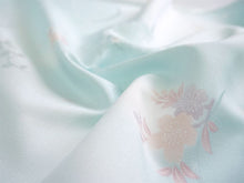 画像をギャラリービューアに読み込む, 長襦袢 洗える 反物 東レ シルック 綸子 ペールブルー ぼかし 桜 四季花地紋 フルオーダー 仕立て付き 女性 レディース 襦袢 長襦袢 和装 和服 きもの インナー おしゃれ TORAY sillook