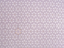 画像をギャラリービューアに読み込む, 洗える着物 小紋 反物 東レシルック フルオーダー仕立て付 パープル 亀甲 花 大久保信子流きもの ぴったり自分サイズにお仕立てで着姿きれい 袷も単衣もオールシーズン対応