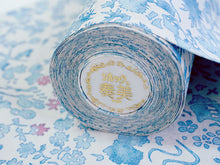 画像をギャラリービューアに読み込む, 洗える着物 小紋 反物 東レシルック フルオーダー仕立て付 ホワイト ブルー 草花 美しいキモノ掲載 ぴったり自分サイズにお仕立てで着姿きれい 袷も単衣もオールシーズン対応