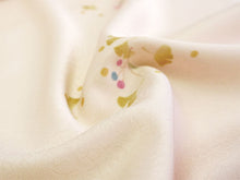 画像をギャラリービューアに読み込む, 洗える着物 小紋 反物 東レシルック フルオーダー仕立て付 ベージュ 銀杏 美しいキモノ掲載 ぴったり自分サイズにお仕立てで着姿きれい 袷も単衣もオールシーズン対応