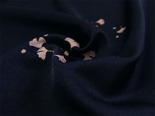 画像をギャラリービューアに読み込む, 洗える着物 小紋 反物 東レシルック フルオーダー仕立て付 ネイビー 銀杏 美しいキモノ掲載 ぴったり自分サイズにお仕立てで着姿きれい 袷も単衣もオールシーズン対応