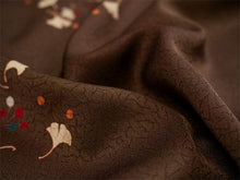 画像をギャラリービューアに読み込む, 洗える着物 小紋 反物 東レシルック フルオーダー仕立て付 ブラウン 銀杏 美しいキモノ掲載 ぴったり自分サイズにお仕立てで着姿きれい 袷も単衣もオールシーズン対応