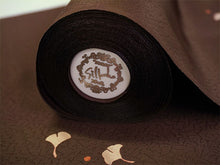 画像をギャラリービューアに読み込む, 洗える着物 小紋 反物 東レシルック フルオーダー仕立て付 ブラウン 銀杏 美しいキモノ掲載 ぴったり自分サイズにお仕立てで着姿きれい 袷も単衣もオールシーズン対応