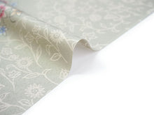 画像をギャラリービューアに読み込む, 洗える着物 小紋 反物 東レシルック フルオーダー仕立て付 モスグレー 裂取り 花 美しいキモノ掲載 ぴったり自分サイズにお仕立てで着姿きれい 袷も単衣もオールシーズン対応