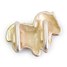 画像をギャラリービューアに読み込む, 帯留 午 うま 単品 三分紐を通す 個性が光る数-SUU-のかわいい帯留め リアルな出来栄え ギフトにも 日本製