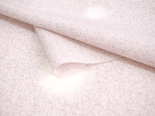 画像をギャラリービューアに読み込む, 洗える 着物 反物 紬風 レディース セミオーダー 仕立て付 薄ピンク 江戸小紋調 南天 XS S M L XL 袷 単衣 テイジン素材 NKF エヌケーエフ 和装 和服 女性 小紋 きもの 羽織 コート ポリエステル