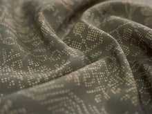 画像をギャラリービューアに読み込む, 洗える 着物 反物 紬風 レディース セミオーダー 仕立て付 モスグレー 更紗 縞 XS S M L XL 袷 単衣 テイジン素材 NKF エヌケーエフ 和装 和服 女性 小紋 きもの 羽織 コート ポリエステル