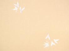 画像をギャラリービューアに読み込む, 洗える 着物 反物 紬風 レディース セミオーダー 仕立て付 ベージュ オモダカ XS S M L XL 袷 単衣 テイジン素材 NKF エヌケーエフ 和装 和服 女性 小紋 きもの 羽織 コート ポリエステル