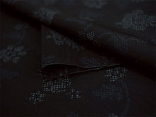 画像をギャラリービューアに読み込む, 洗える 着物 反物 紬風 レディース セミオーダー 仕立て付 ブラック 花 鳥 立涌 XS S M L XL 袷 単衣 テイジン素材 NKF エヌケーエフ 和装 和服 女性 小紋 きもの 羽織 コート ポリエステル