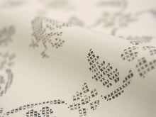 画像をギャラリービューアに読み込む, 洗える 着物 反物 紬風 レディース セミオーダー 仕立て付 アイボリー 花 鳥 立涌 XS S M L XL 袷 単衣 テイジン素材 NKF エヌケーエフ 和装 和服 女性 小紋 きもの 羽織 コート ポリエステル