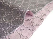 画像をギャラリービューアに読み込む, 綿きもの 小紋反物 フルオーダー仕立て付き ピンク グレー 両面 雪輪 米織小紋 風通織 質の良い米沢織の木綿着物 柔らかなガーゼ風の手触り オールシーズンの普段着に 日本製