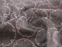 画像をギャラリービューアに読み込む, 綿きもの 小紋反物 フルオーダー仕立て付き ピンク グレー 両面 雪輪 米織小紋 風通織 質の良い米沢織の木綿着物 柔らかなガーゼ風の手触り オールシーズンの普段着に 日本製