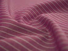 画像をギャラリービューアに読み込む, 綿きもの 小紋反物 フルオーダー仕立て付き 赤紫 縞 KIPPE 質の良い米沢織の木綿着物 柔らかなガーゼ風の手触り オールシーズンの普段着に 日本製