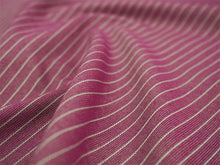 画像をギャラリービューアに読み込む, 綿きもの 小紋反物 フルオーダー仕立て付き 赤紫 縞 KIPPE 質の良い米沢織の木綿着物 柔らかなガーゼ風の手触り オールシーズンの普段着に 日本製