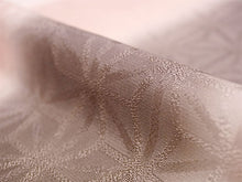 画像をギャラリービューアに読み込む, 正絹 帯揚げ帯締めセット フォーマル向き帯揚げ (桃×灰茶縦暈し 麻の葉地紋) 平組 帯〆 (薄ピンク) 和装小物 レディース