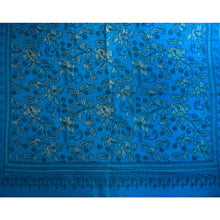 画像をギャラリービューアに読み込む, カシミール刺繍ストール 大判 ブルー グレー 更紗 ウール エスニックな花柄刺繍 秋冬にサッと羽織れる軽くて暖かいショール 和装にも洋装にも