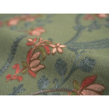 画像をギャラリービューアに読み込む, カシミール刺繍ストール 大判 グリーン ピンク 更紗 ウール エスニックな花柄刺繍 秋冬にサッと羽織れる軽くて暖かいショール 和装にも洋装にも