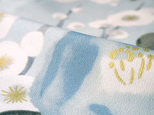 画像をギャラリービューアに読み込む, 洗える着物 袷 小紋 Lサイズ 仕立て上がり 単品 ブルー 椿 レディース 品よい縮緬地のお洒落な小紋