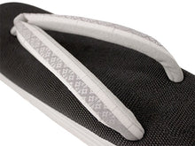 画像をギャラリービューアに読み込む, カレンブロッソ 草履 単品 Lサイズ チャコール 台 博多織 ホワイト 花皿 幾何学 鼻緒 レディース 歩きやすくてオシャレ 愛好者の多い菱屋カフェ草履