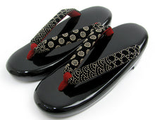 画像をギャラリービューアに読み込む, 草履 ウレタン フリーサイズ 印伝調 黒土台 吹き寄せ 疲れない ウレタン 草履 女性 レディース 和装 和服 着物 ぞうり 履物 日本製 sw