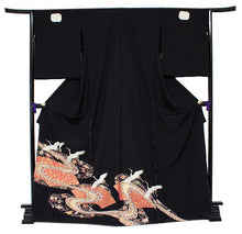 画像をギャラリービューアに読み込む, 【正絹黒留袖 未仕立て 仮絵羽 鶴と宝尽し柄】礼装 黒留め袖 新品 お誂え 購入 販売 結婚式 既婚 五つ紋 家紋 フォーマル 【hzくわ】