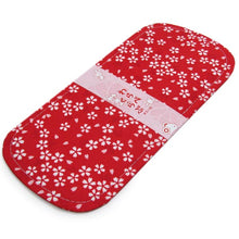 画像をギャラリービューアに読み込む, 【子供 着物 前板 赤色小桜柄】女の子 和装小物 帯板 まえ板