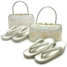 画像をギャラリービューアに読み込む, 草履バッグセット ローブデコルテ ペルル フォーマル 2カラー ゴールド シルバー S M L LL 3Lサイズ バック 三枚芯 ぞうり 履物 結婚式 パーティー 七五三 留袖 訪問着 色無地 礼装 着物 きもの 正装 女性 レディース 丸柄