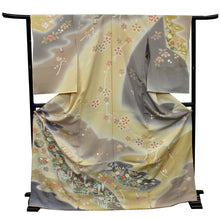 画像をギャラリービューアに読み込む, 【正絹訪問着 未仕立て 仮絵羽 グレー・ベージュ地手綱取りと四季の花模様】 結婚式 新品 色 販売 購入 礼装 既婚 フォーマル 七五三 パーティ 入学式 卒業式 お宮参り【hz】【送料無料】