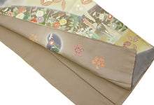 画像をギャラリービューアに読み込む, 【正絹訪問着 未仕立て 仮絵羽 グレー・ベージュ地手綱取りと四季の花模様】 結婚式 新品 色 販売 購入 礼装 既婚 フォーマル 七五三 パーティ 入学式 卒業式 お宮参り【hz】【送料無料】