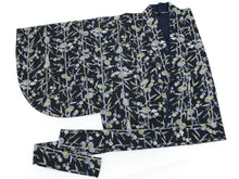 画像をギャラリービューアに読み込む, 【洗える二部式袷プレタ】濃紺地竹縞に菊梅柄 フリーサイズ 着物 ユニフォーム 帯なし 冬 袷 楽々 便利 kimono